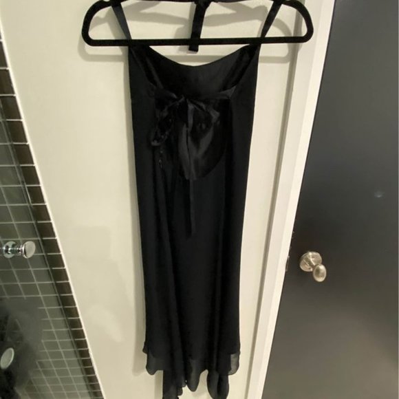 BCBG cocktail dress with low back size 2 - Picture 3 of 3